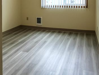 Luxury vinyl plank (lvp) flooring